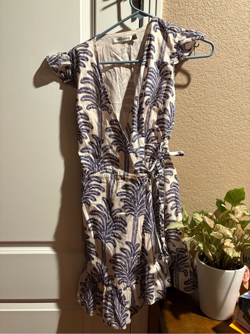Tori Richard Palm-Print Wrap Dress - Navy on Cream
